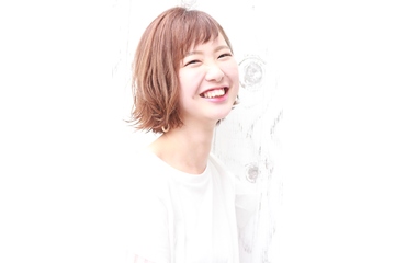 女性