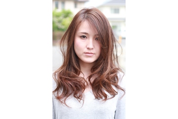 女性