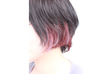 女性