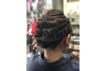女性
